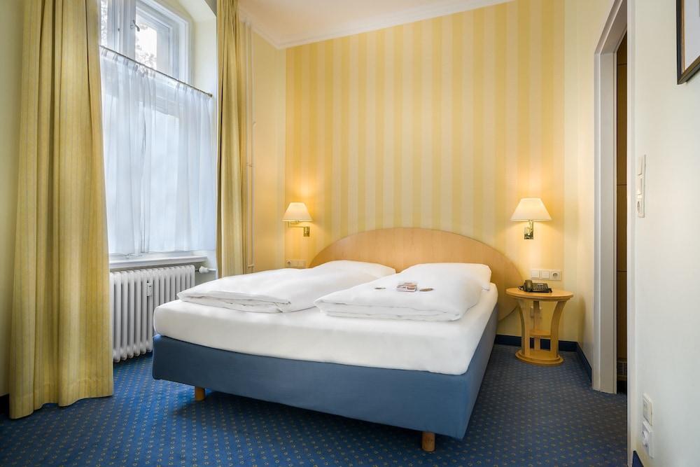 Hotel Kronprinz Berlin Exterior photo